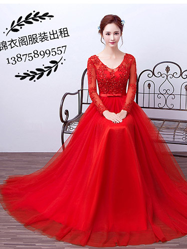 大紅長(zhǎng)袖禮服