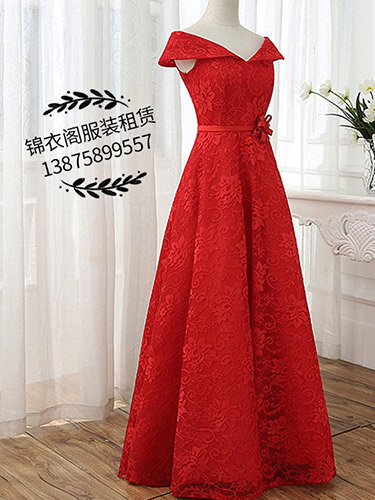 大紅無(wú)袖禮服